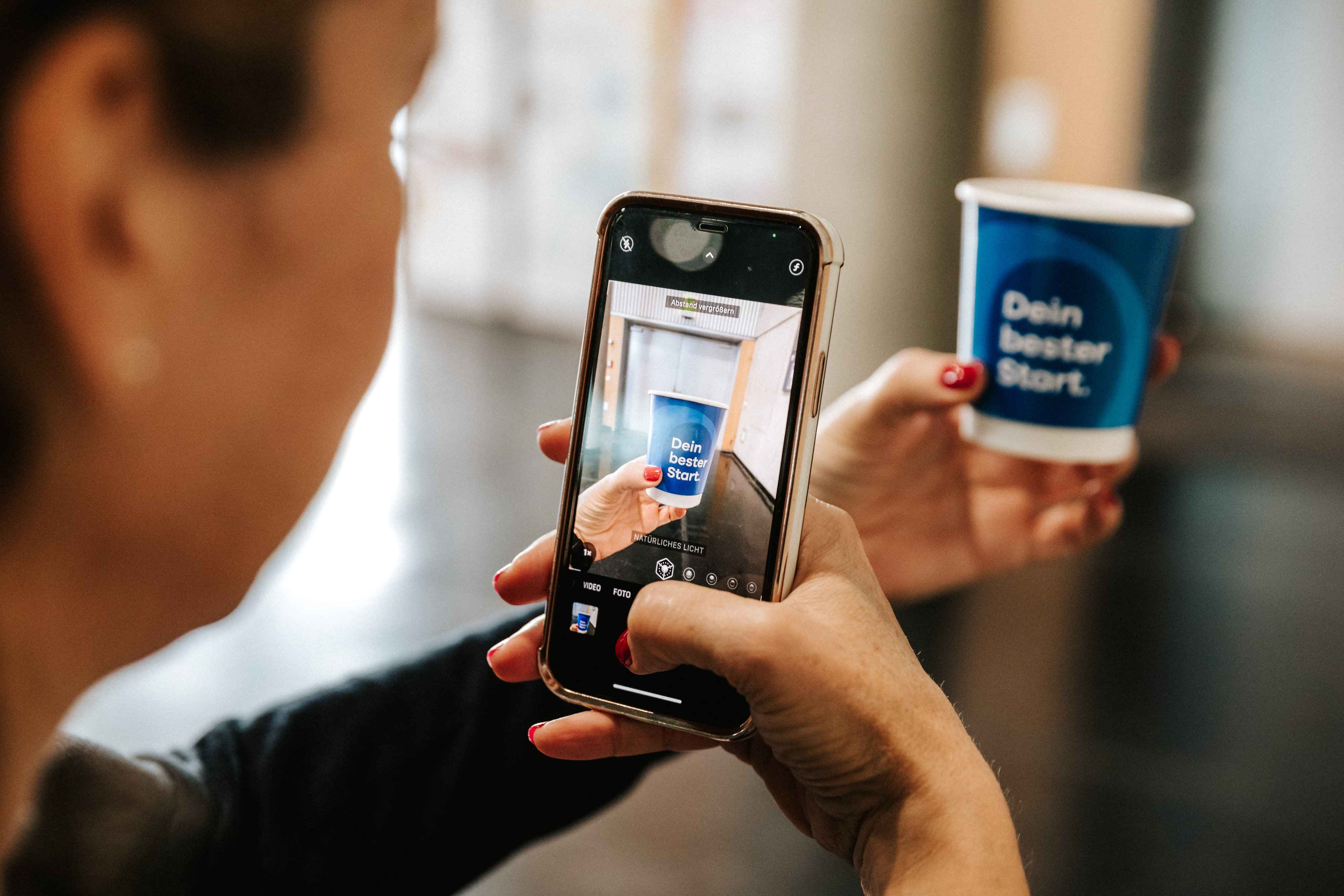 (c)PhilippLipiarski-2170-min_11zon